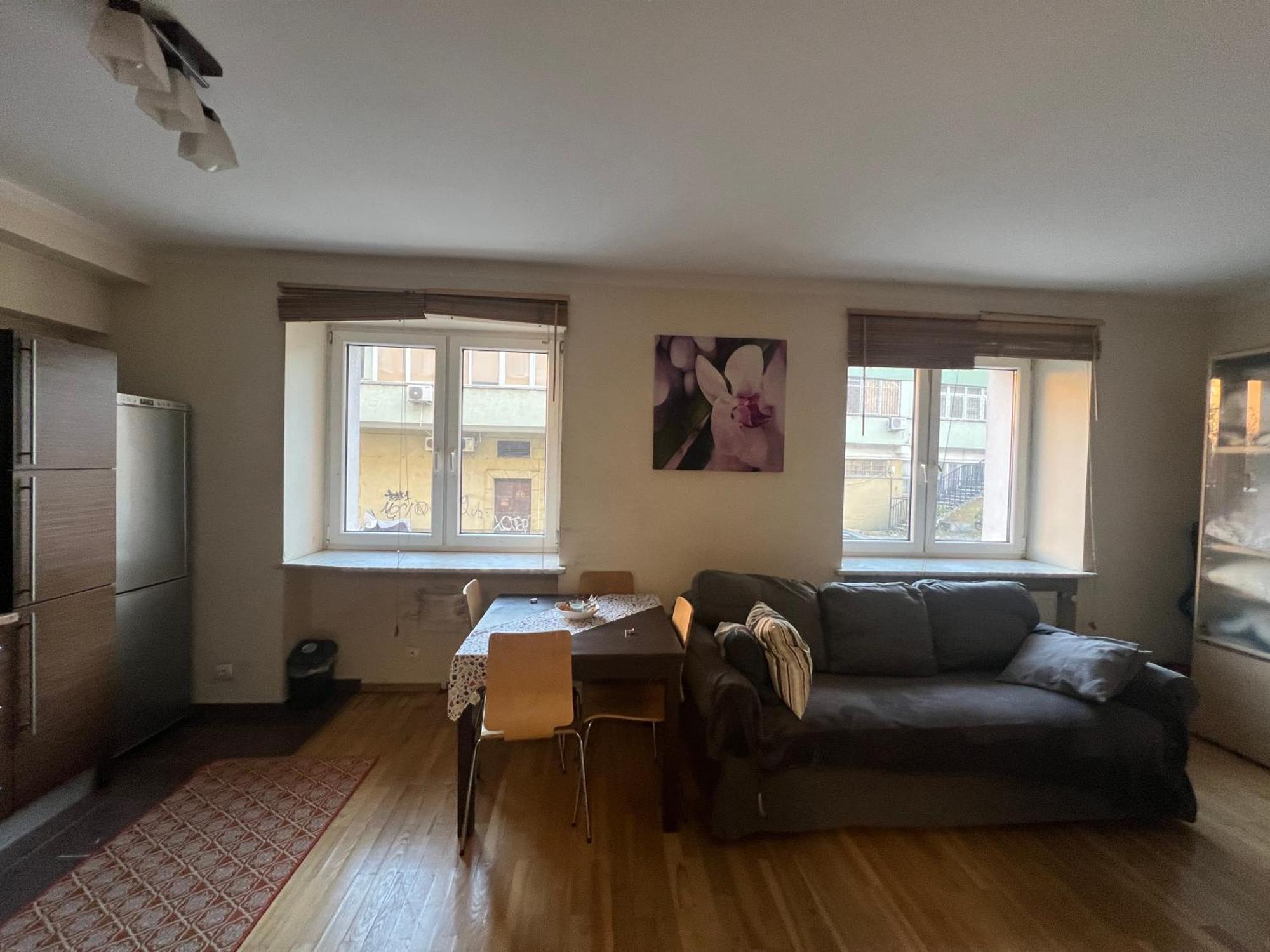 Entire Studio Flat Apartment Варшава Екстериор снимка